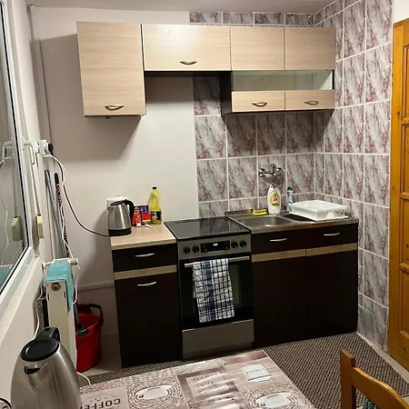 Kuruc Panzio Kossuth Utca 25e B&B Tarpa