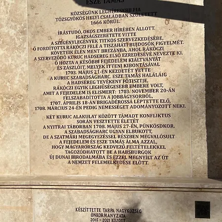 Kuruc Panzio Kossuth Utca 25e B&B